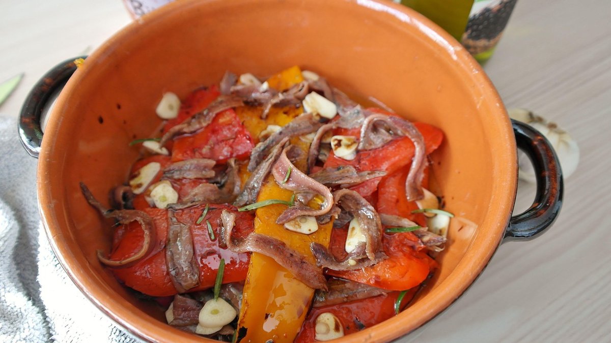 Quick Tomato Sauce for Busy Weeknights